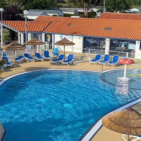 Campingplatz Mobil-home Accueillant - 4 Pers. Accepte - Api-1-52-2842 *