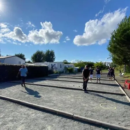 Campingplatz Mobil-home Accueillant - 4 Pers. Accepte - Api-1-52-2842 *